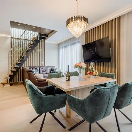 Trainforest Penthouse Residences