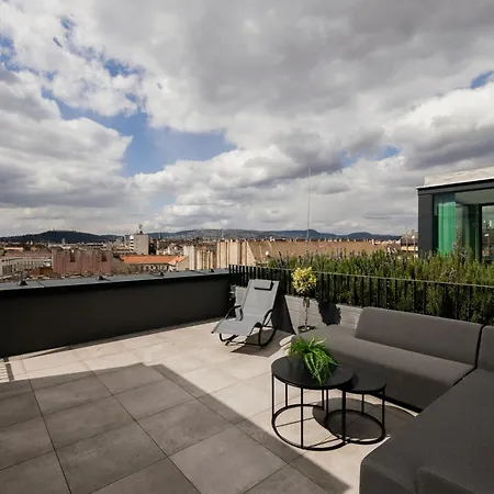 Trainforest Penthouse Residences *