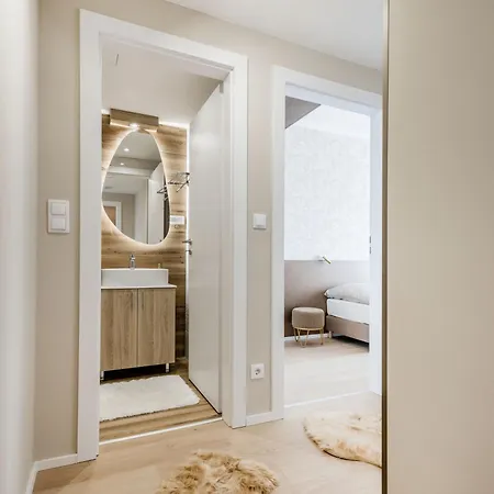 Apartment Trainforest Penthouse Residences *