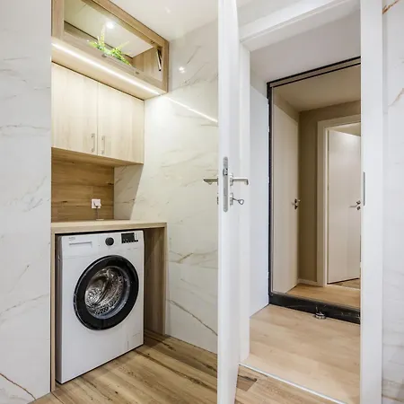 Trainforest Penthouse Residences