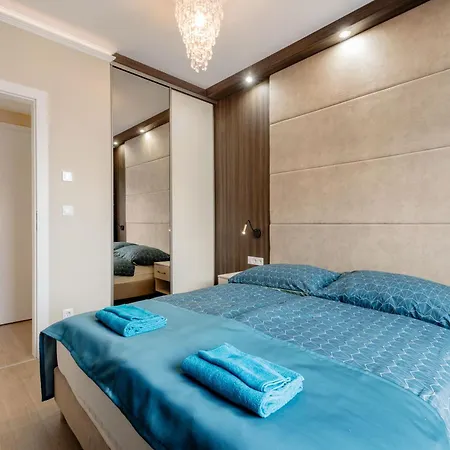Daire Trainforest Penthouse Residences *