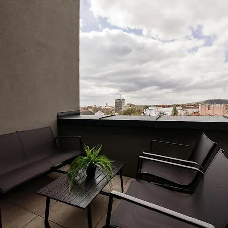 Daire Trainforest Penthouse Residences *