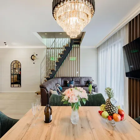 Daire Trainforest Penthouse Residences *