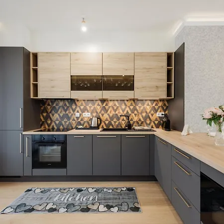 Daire Trainforest Penthouse Residences *