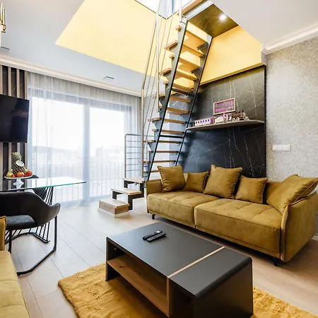 Trainforest Penthouse Residences Budapeşte